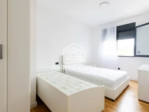 Izdavanje, trosoban stan, 130m², Nova Dalmatinska, Podgorica - image 9