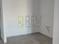 Prodaja, jednosoban stan, 45m², Stari Aerodrom, Podgorica - image 10