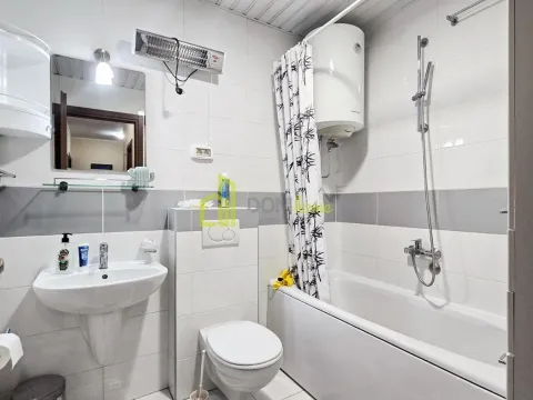 Rent, two bedroom apartment, 75m², City Kvart, Podgorica - image 12