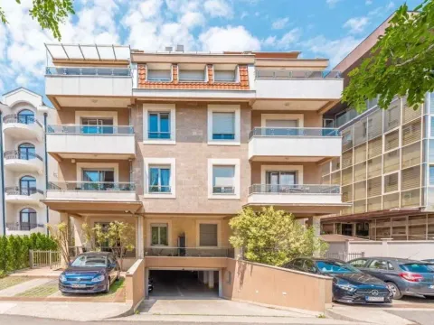 Izdavanje, dvosoban stan, 80m², Podgorica, Crna Gora - image 4