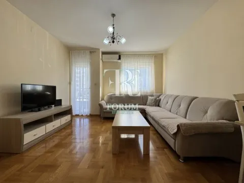 Rent, two bedroom apartment, 65m², Stari Aerodrom, Podgorica - image 4