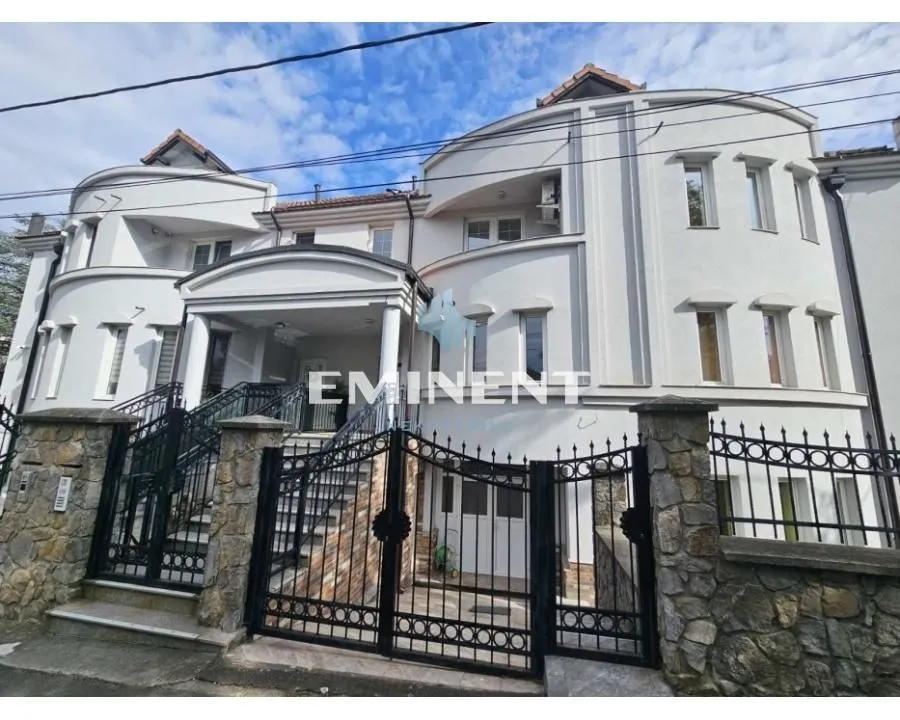 Rent, four bedroom apartment, 115m², Savski Venac, Beograd