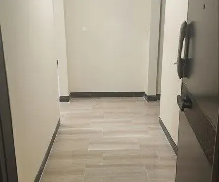 Izdavanje, trosoban stan, 111m², Vezirov Most, Podgorica - image 9