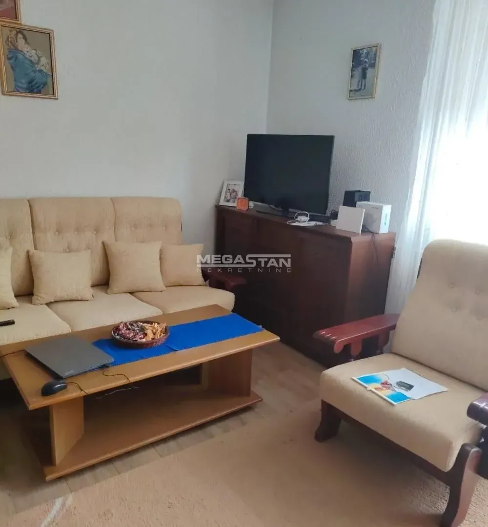 Sale, house, 111m², Granice, Mladenovac
