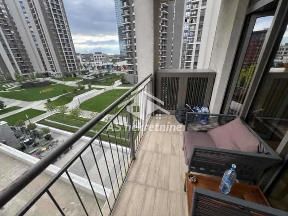 Prodaja, trosoban stan, 81m², Savski Venac, Beograd