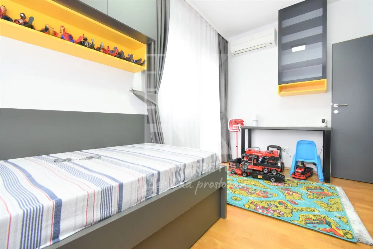 Prodaja, stan, 142m², Dalmatinska ulica, Podgorica