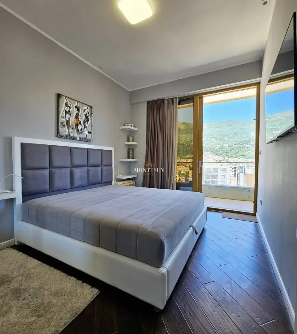Rent, two bedroom apartment, 89m², Budva, Crna Gora