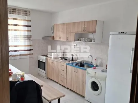 Izdavanje, kuća, 100m², Batajnica, Beograd - image 5