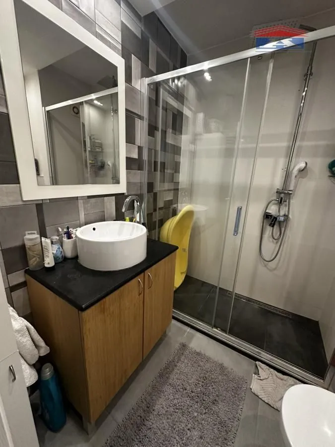 Prodaja, četvorosoban stan, 116m², Grbavica, Novi Sad Sve Podlokacije