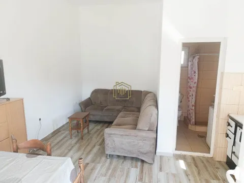 Izdavanje, kuća, 32m², Spuž, Danilovgrad - image 3