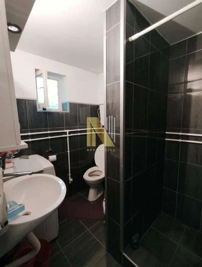 Sale, house, 396m², Novi Bečej, Zrenjanin
