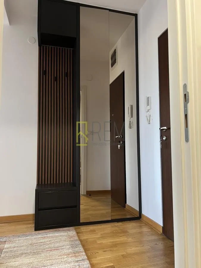 Rent, one bedroom apartment, 43m², City Kej, Podgorica