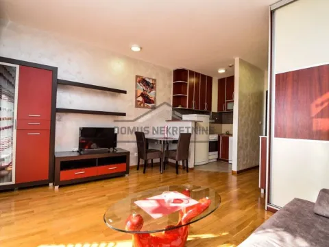 Izdavanje, stan, 31m², City Kvart, Podgorica - image 2