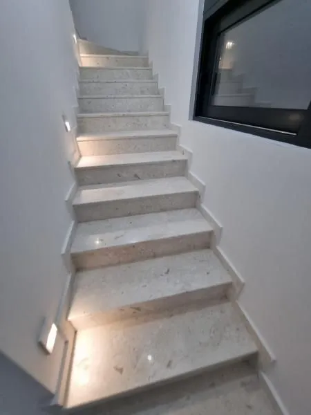 Sale, house, 486m², Šušanj, Bar