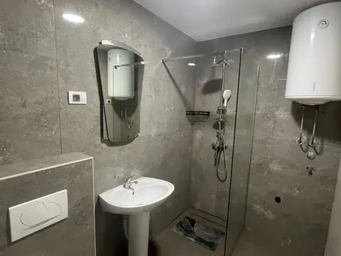 Sale, one bedroom apartment, 38m², 1 maj, Podgorica - image 4