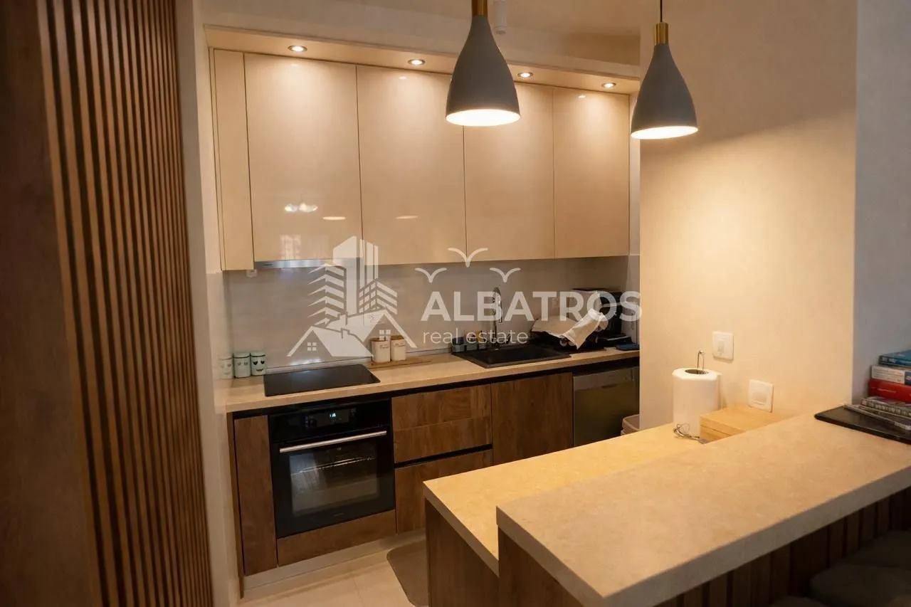Sale, one bedroom apartment, 56m², Centar, Bar
