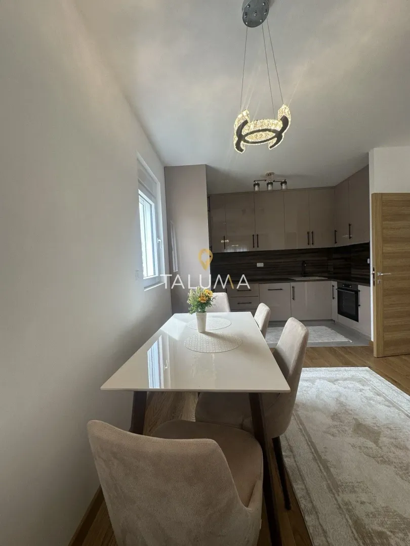 Rent, two bedroom apartment, 71m², City Kvart, Podgorica