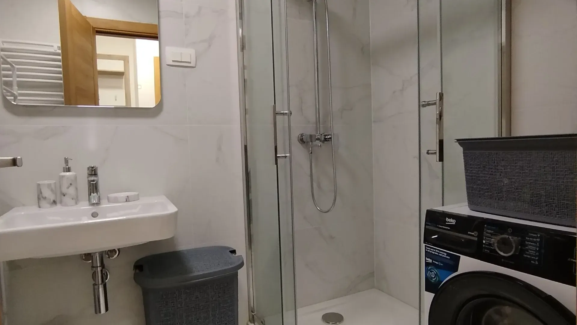 Rent, one bedroom apartment, 40m², Tološi, Podgorica