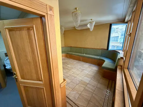 Izdavanje, ugostiteljski objekat, 89m², Kruševac, Podgorica - image 3