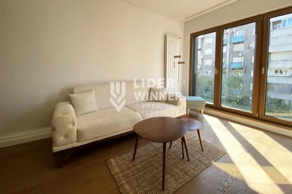 Rent, two bedroom apartment, 63m², Savski Venac, Beograd