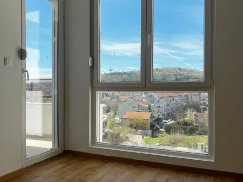 Prodaja, jednosoban stan, 45m², Zabjelo, Podgorica - image 1