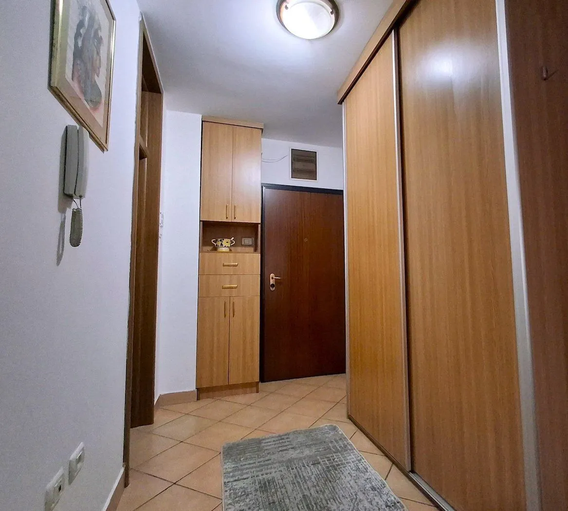 Rent, one bedroom apartment, 41m², Pobrežje, Podgorica