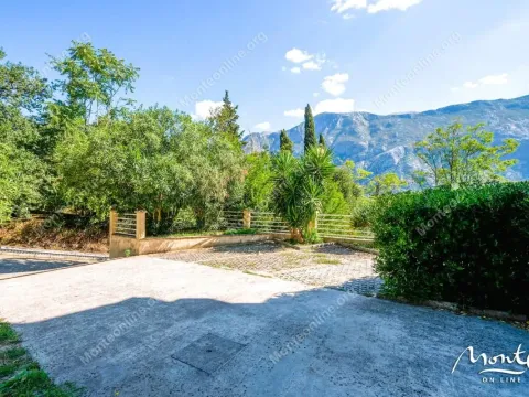 Prodaja, dvosoban stan, 83m², Prčanj, Kotor - image 35