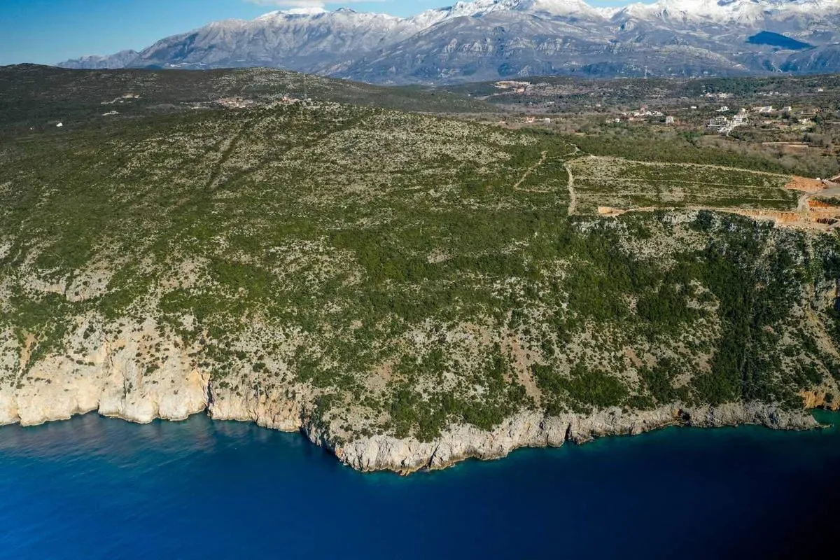 Prodaja, plac, 2500m², Kotor, Crna Gora