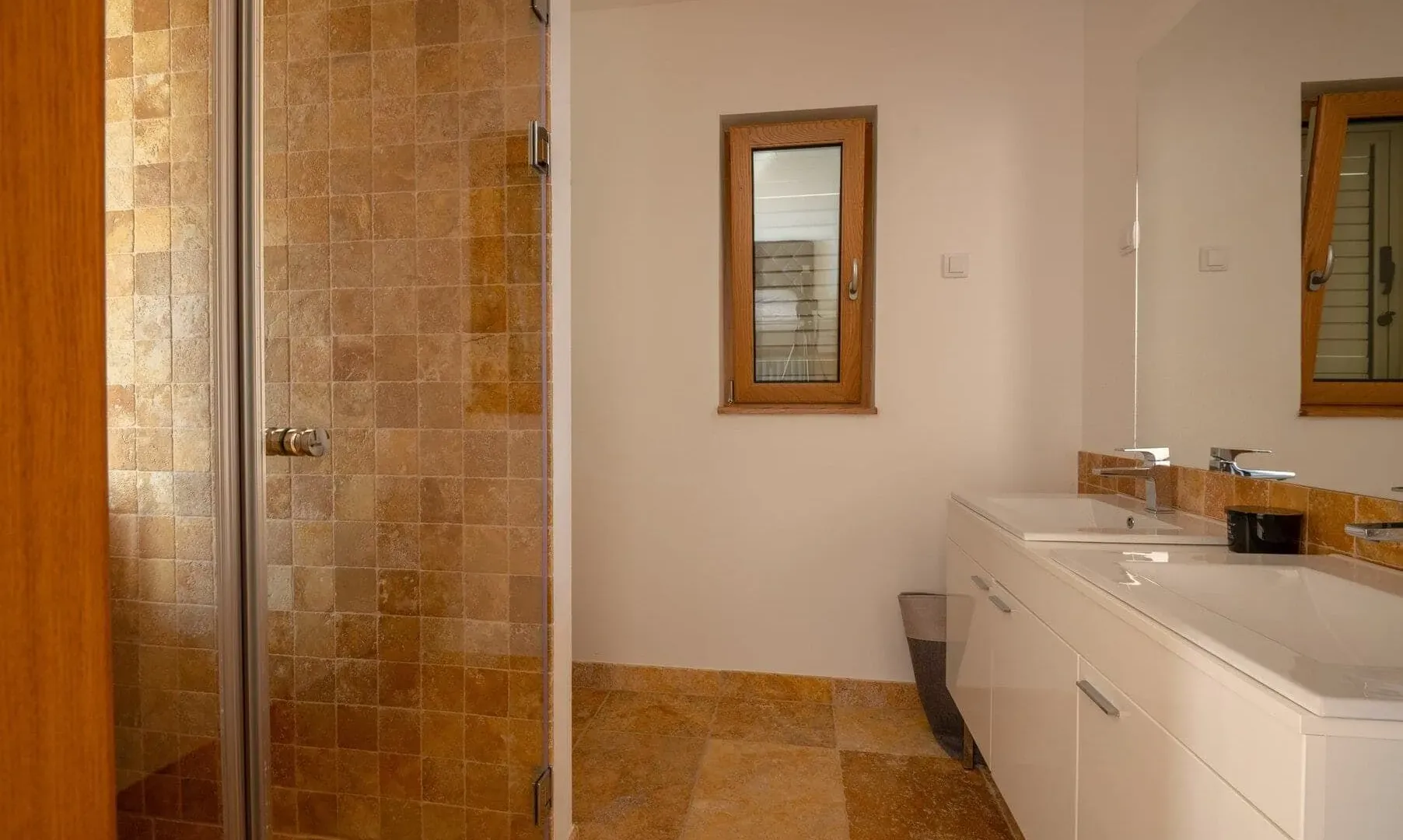 Prodaja, kuća, 228m², Kotor, Crna Gora