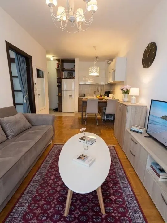 Prodaja, jednosoban stan, 40m², Centar, Budva