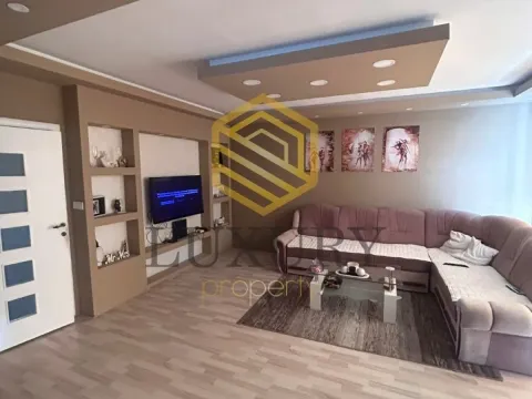 Prodaja, kuća, 200m², Donji Kokoti, Podgorica - image 3