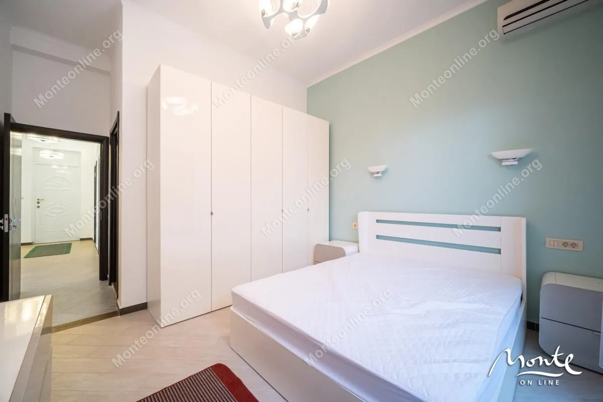 Sale, house, 103m², Risan, Kotor