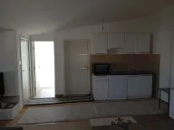 Izdavanje, dvosoban stan, 70m², Stari Aerodrom, Podgorica - image 11