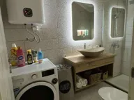 Izdavanje, dvosoban stan, 80m², Boka Place, Tivat - image 9