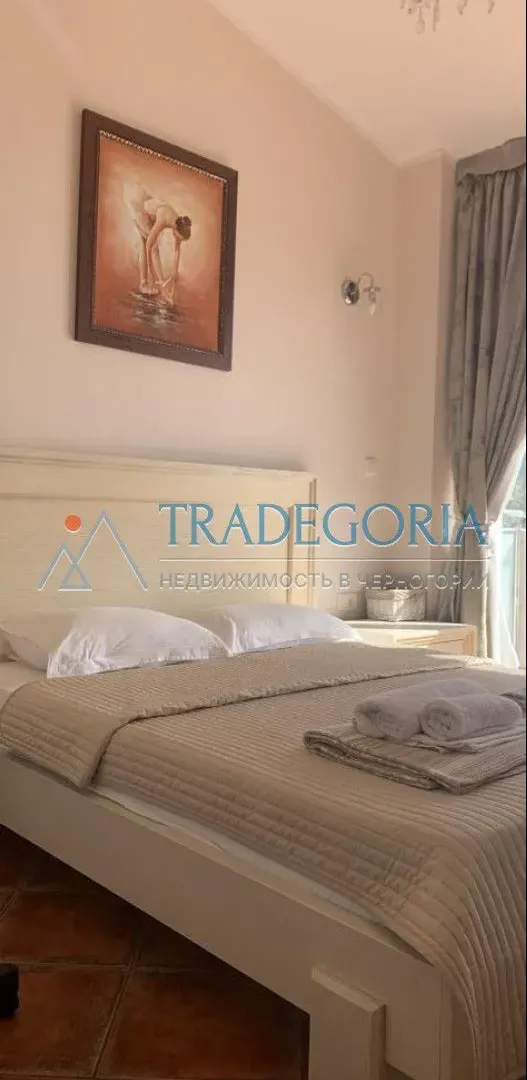 Prodaja, ugostiteljski objekat, 1200m², Bečići, Budva