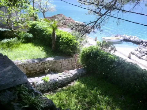 Sale, house, 129m², Kotor, Crna Gora