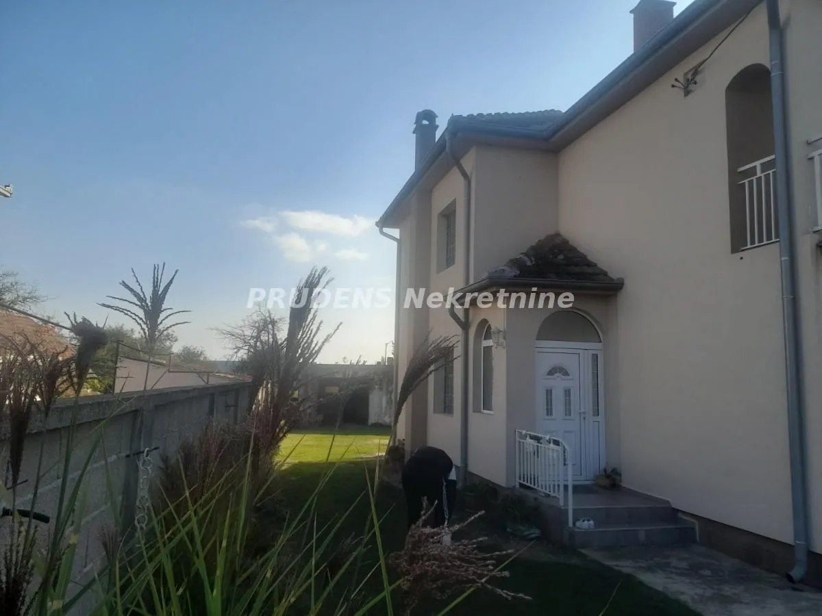 Sale, house, 165m², Dobanovci, Surčin