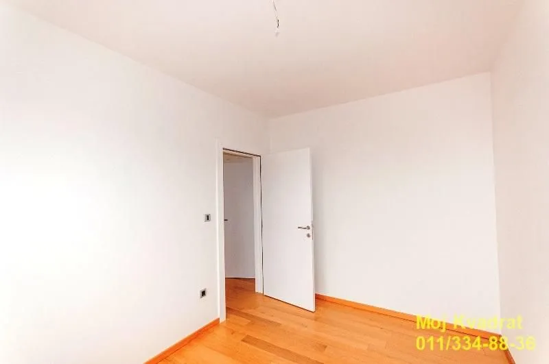 Prodaja, trosoban stan, 92m², Autokomanda, Voždovac Sve Podlokacije