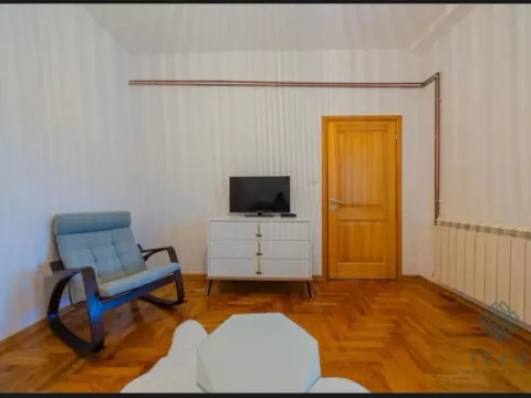 Izdavanje, kuća, 120m², Zelenika, Podgorica - image 6