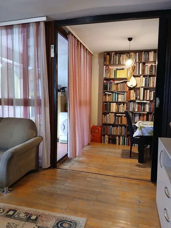 Prodaja, dvosoban stan, 80m², Blok 5, Podgorica