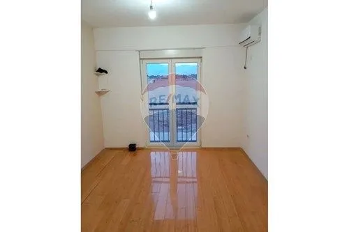 Sale, studio apartment, 23m², Stari Aerodrom, Podgorica