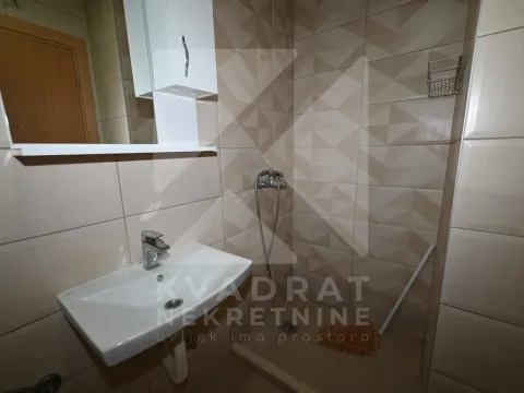 Rent, one bedroom apartment, 33m², Zabjelo, Podgorica - image 10