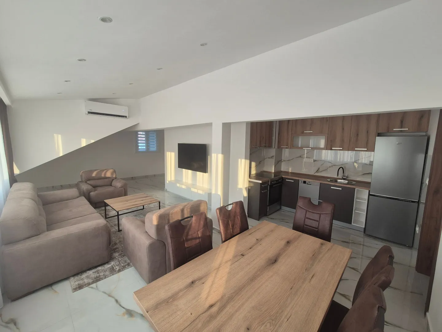 Izdavanje, jednosoban stan, 59m², Dalmatinska ulica, Podgorica