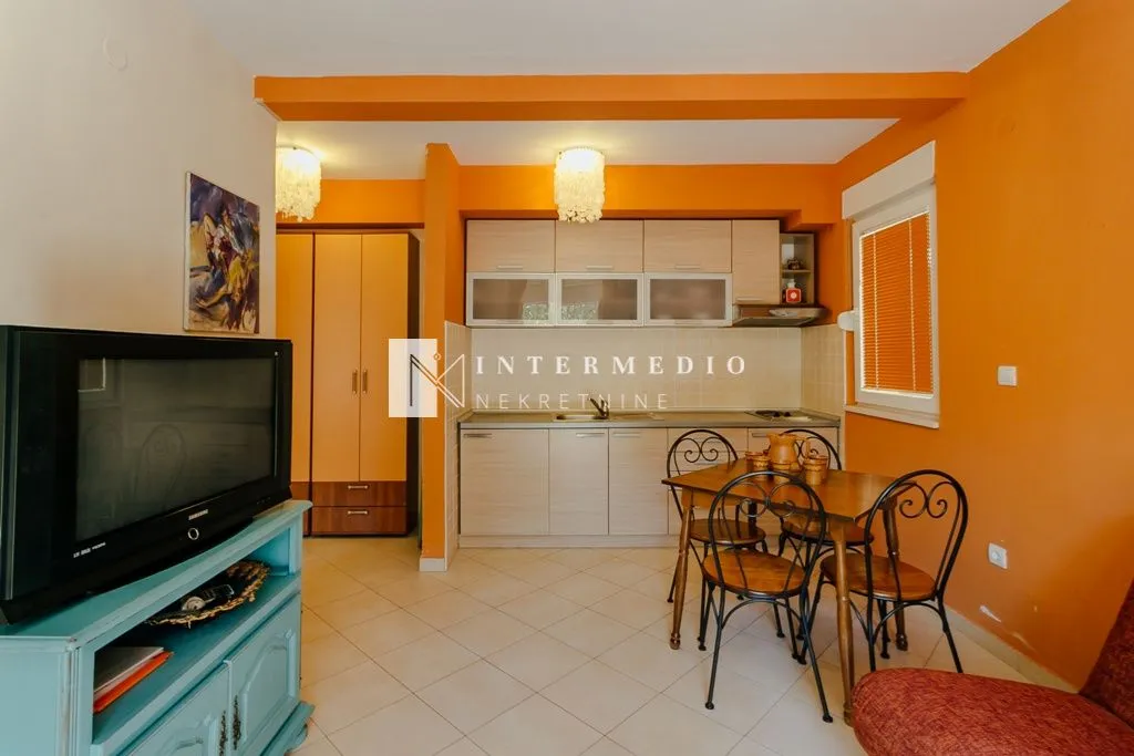 Prodaja, jednosoban stan, 49m², Topla, Herceg Novi