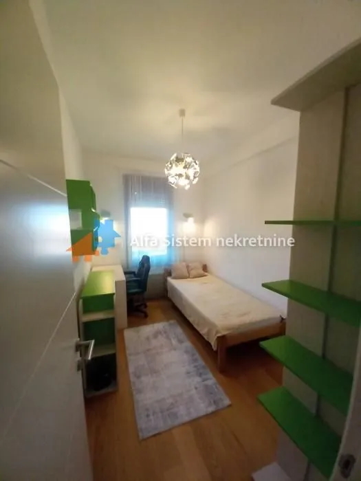 Rent, four bedroom apartment, 95m², Voždovac Sve Podlokacije, Beograd