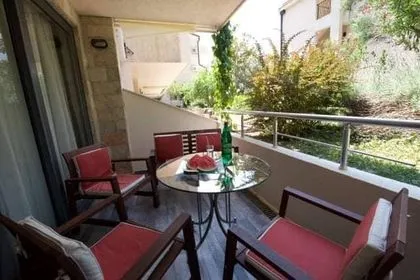 Rent, two bedroom apartment, 70m², Pržno, Budva