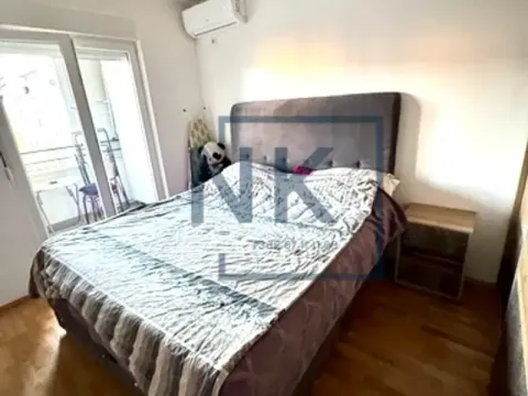 Prodaja, jednosoban stan, 45m², Stari Aerodrom, Podgorica - image 10