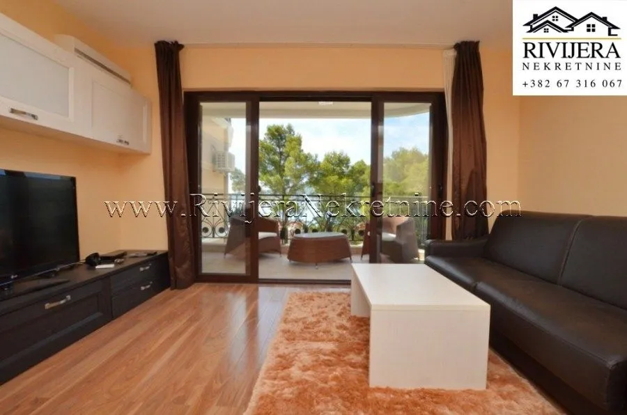 Prodaja, dvosoban stan, 121m², Baošići, Herceg Novi