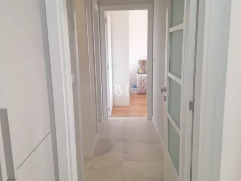 Rent, two bedroom apartment, 67m², Kalimanj, Tivat - image 9