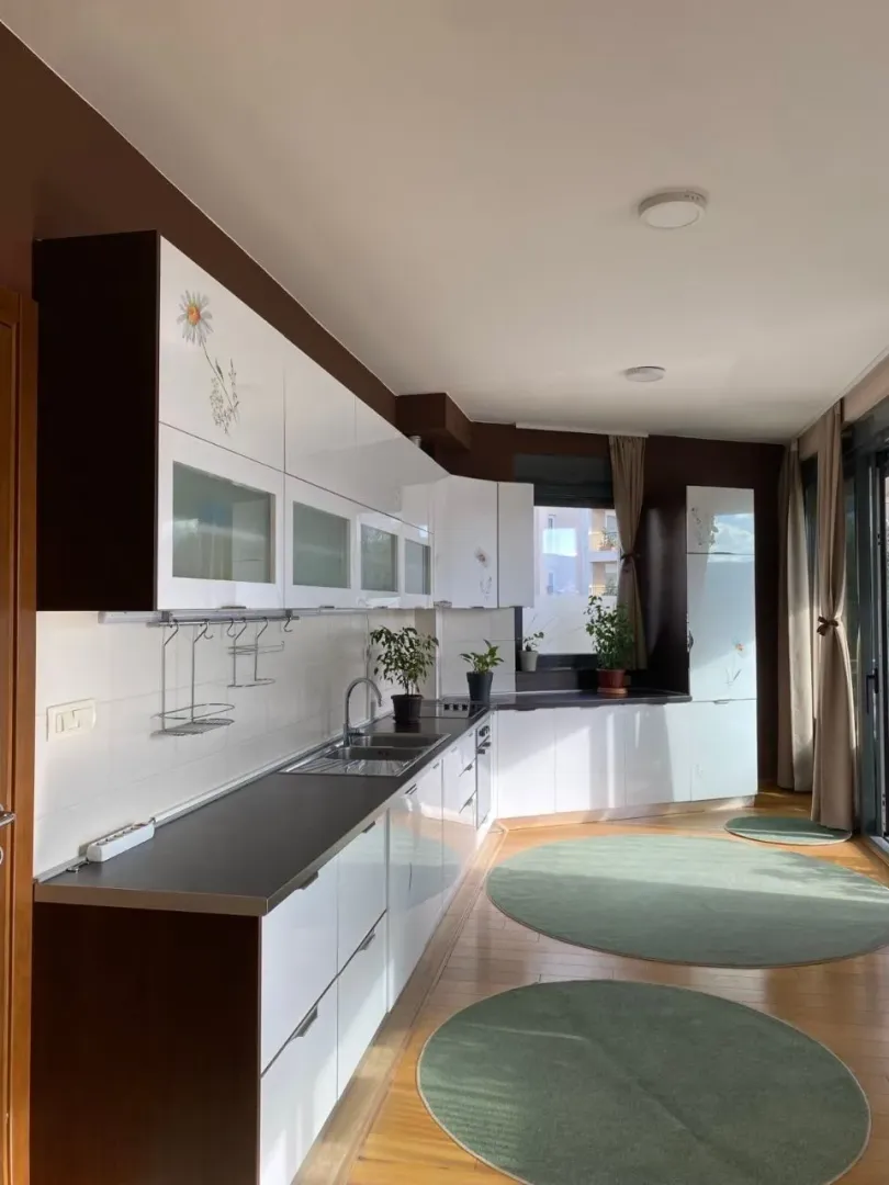 Rent, two bedroom apartment, 75m², Seljanovo, Tivat